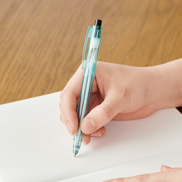 海洋プラスチックリサイクルボールペン