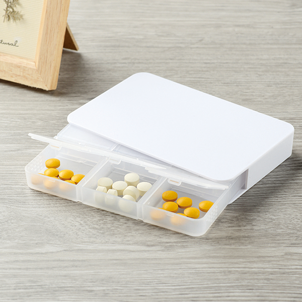 仕分け上手なピルケース(カバー付き)