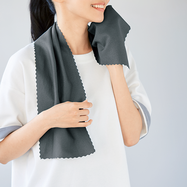 ヒンヤリUVガード　デイリークールタオル